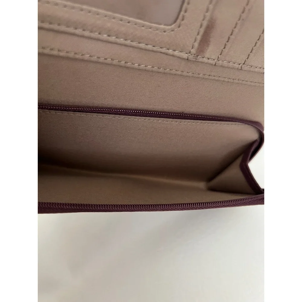 Relic Burgundy Faux Leather Dog Motif Wristlet Bifold Wallet with Heart Accent